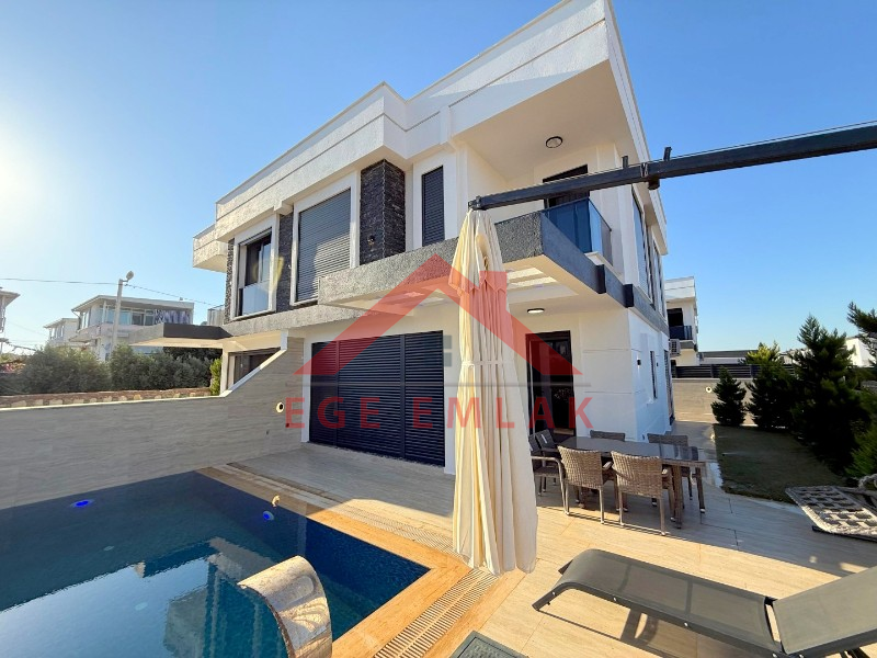 Didim Satılık Full Eşyalı Villa