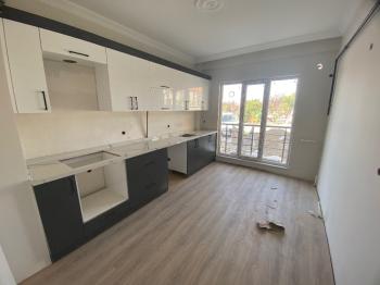 GÜVENAY - ÇORUM GÜLABİBEY EKİN CADDESİ ÜZERİ SATILIK SIFIR 3+1 DAİRE