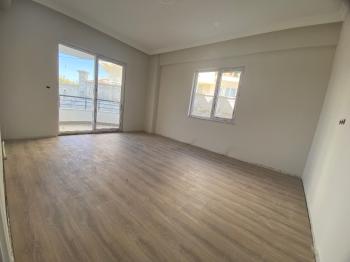 GÜVENAY - ÇORUM GÜLABİBEY EKİN CADDESİ ÜZERİ SATILIK SIFIR 3+1 DAİRE