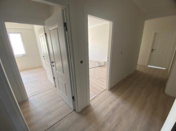 GÜVENAY - ÇORUM GÜLABİBEY MAHALLESİ KAPAKLI MEVKİİ SATILIK SIFIR 2+1 DAİRE