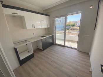 GÜVENAY - ÇORUM GÜLABİBEY MAHALLESİ KAPAKLI MEVKİİ SATILIK SIFIR 2+1 DAİRE