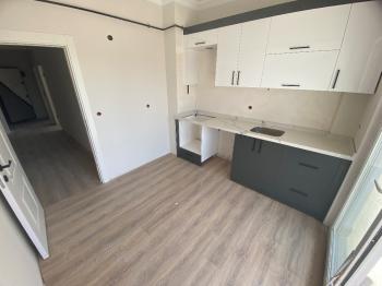 GÜVENAY - ÇORUM GÜLABİBEY MAHALLESİ KAPAKLI MEVKİİ SATILIK SIFIR 2+1 DAİRE