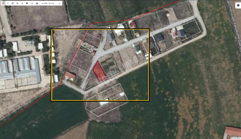 AFYON ÜÇOK EMLAKTAN SALAR DEVLET PARKI YANI SATILIK 300M² İMARLI ARSA