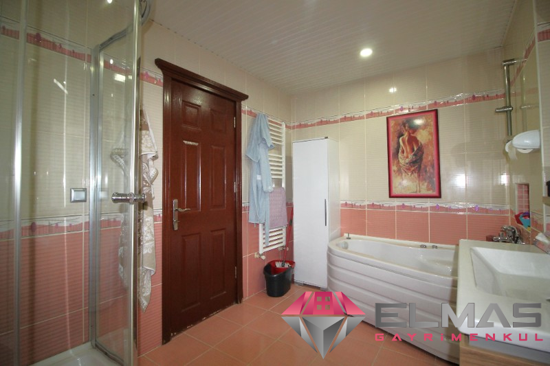 Elmas’tan Menderes’te Tek Blok Jeneratörlü Emsalsiz Metraj  4+1