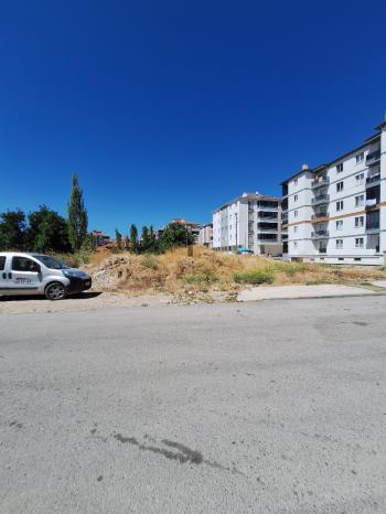 GÜVENAY - ÇORUM ULUKAVAK MAH. DOĞA KOLEJİ CİVARI SATILIK HİSSE