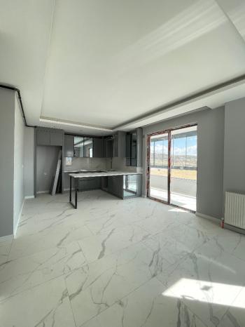 Güvenay - Çorum Bahar 1.Cad. Üstü Sülüklüevler Satılık 3+1 Sıfır Daire