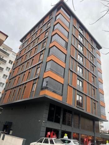 GÜVENAY - ÇORUM BAHÇELİEVLER BAHABEY CADDESİ ÜZERİ SATILIK DAİRE