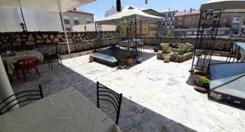 KAHVECİOĞLU EMLAK' DAN MERKEZDE SATILIK OTEL