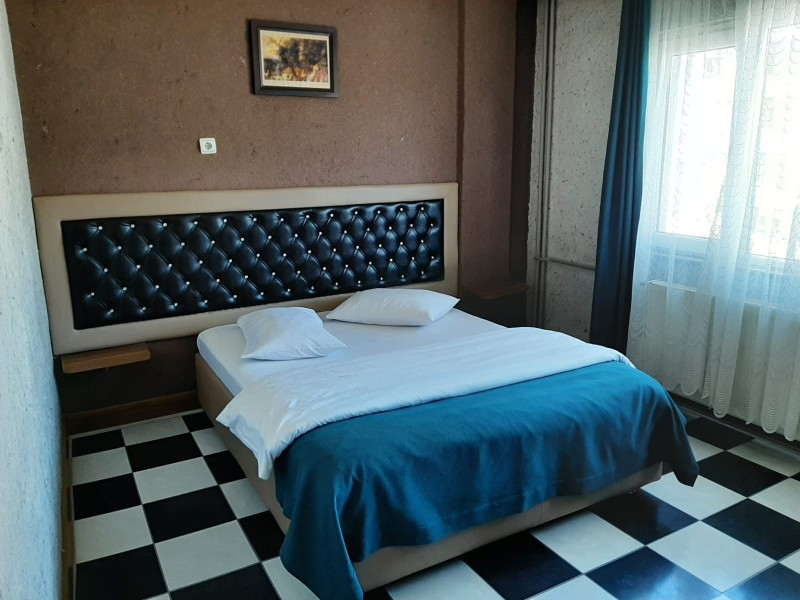 KAHVECİOĞLU EMLAK' DAN MERKEZDE SATILIK OTEL