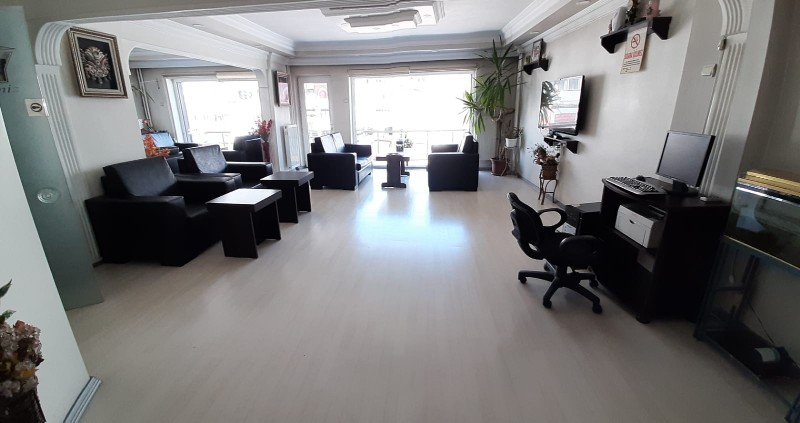 KAHVECİOĞLU EMLAK' DAN MERKEZDE SATILIK OTEL