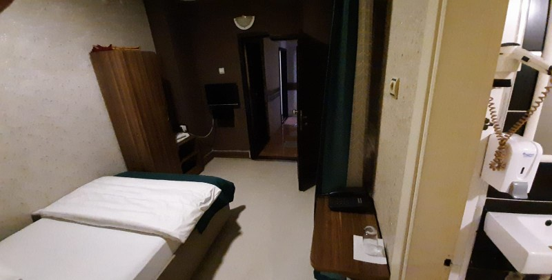 KAHVECİOĞLU EMLAK' DAN MERKEZDE SATILIK OTEL