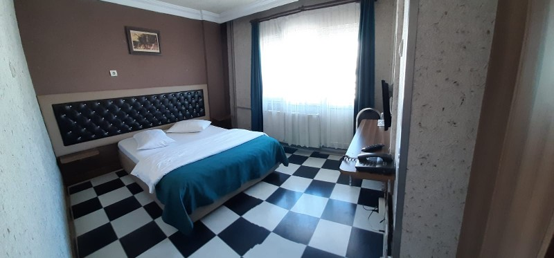 KAHVECİOĞLU EMLAK' DAN MERKEZDE SATILIK OTEL