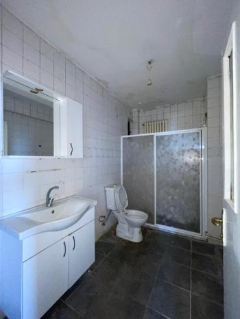 AFYON ÜÇOK EMLAKTAN HARBİŞ  KOCATEPE MAH KİRALIK 2+1 DAİRE 