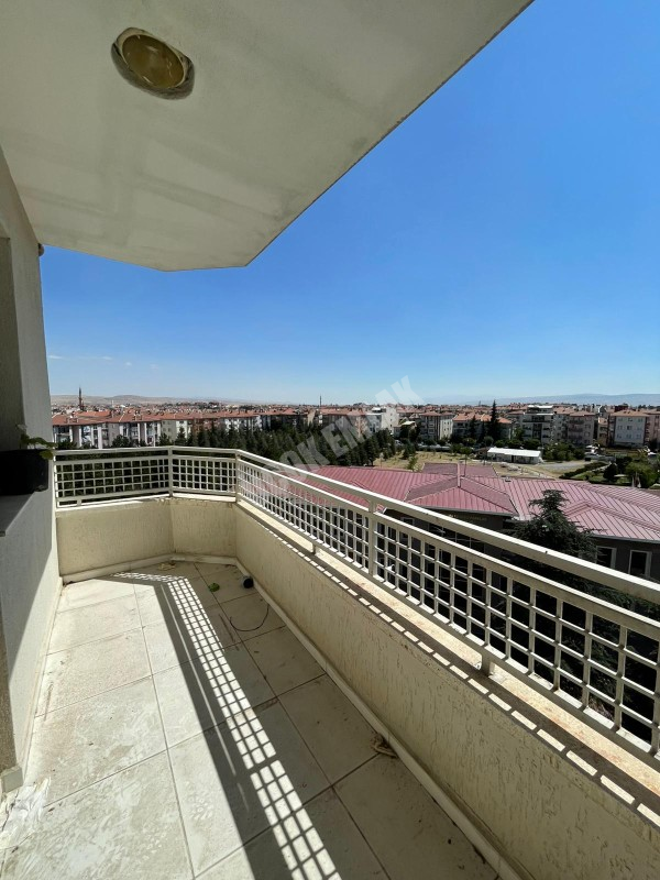 AFYON ÜÇOK EMLAKTAN HARBİŞ  KOCATEPE MAH KİRALIK 2+1 DAİRE 