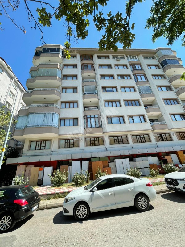 AFYON ÜÇOK EMLAKTAN HARBİŞ  KOCATEPE MAH KİRALIK 2+1 DAİRE 