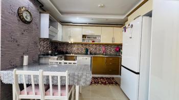 Elmas’tan Akdeniz Mh.'de Geniş  Metraj Ara Kat 4+1