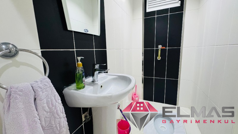 Elmas’tan Akdeniz Mh.'de Geniş  Metraj Ara Kat 4+1