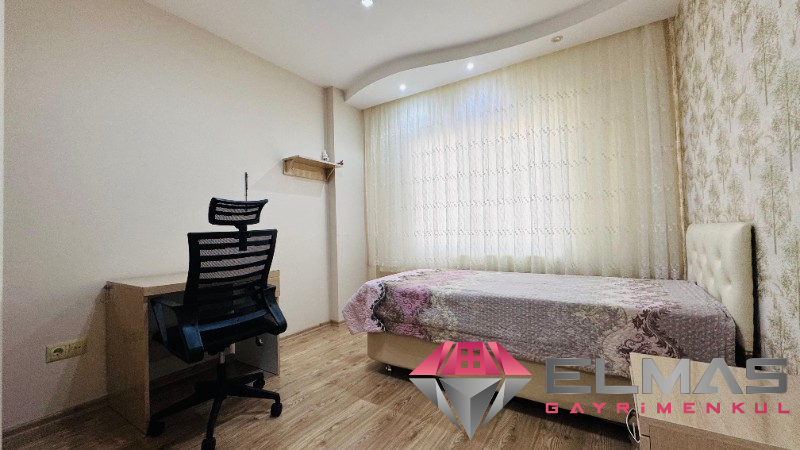 Elmas’tan Akdeniz Mh.'de Geniş  Metraj Ara Kat 4+1