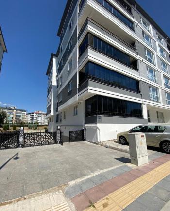 GÜVENAY - ÇORUM ÜÇTUTLR MAH. CARREFOUR CİVARI SATILIK 3+1 DAİRE
