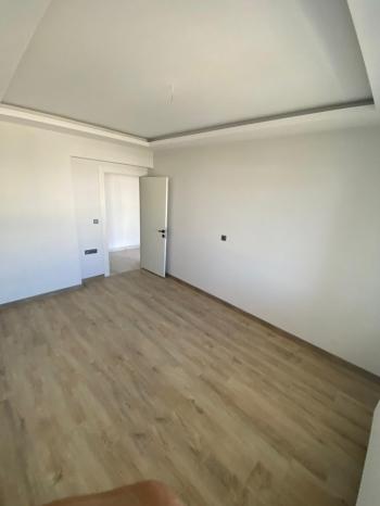 GÜVENAY - ÇORUM ÜÇTUTLR MAH. CARREFOUR CİVARI SATILIK 3+1 DAİRE