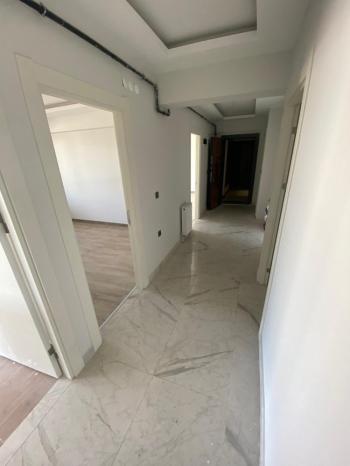 GÜVENAY - ÇORUM ÜÇTUTLR MAH. CARREFOUR CİVARI SATILIK 3+1 DAİRE