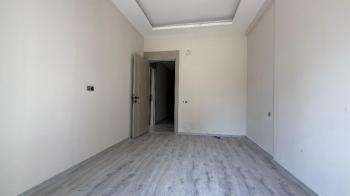 Elmas’tan Hürriyet’te Lüks Projede Cepheleri Açık Sıfır 2+1