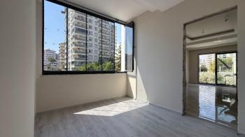 Elmas’tan Hürriyet’te Lüks Projede Cepheleri Açık Sıfır 2+1