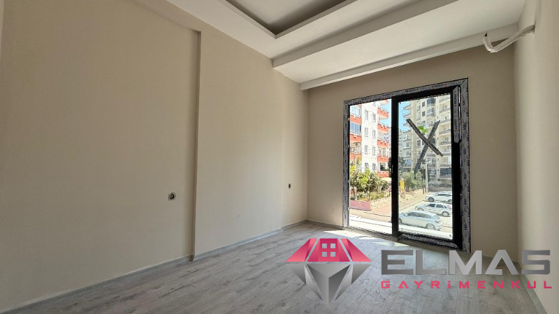 Elmas’tan Hürriyet’te Lüks Projede Cepheleri Açık Sıfır 2+1