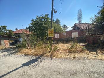 GÜVENAY - ÇORUM BAHÇELİEVLER ÇORAKLIK BAĞLARI  225 M2  HİSSESİ SATILIK ARSA