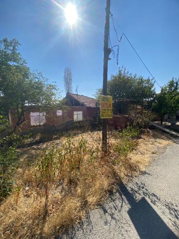 GÜVENAY - ÇORUM BAHÇELİEVLER ÇORAKLIK BAĞLARI  225 M2  HİSSESİ SATILIK ARSA