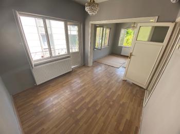 GÜVENAY - ÇORUM KALE MAH.AŞIKLAR TEPESİ CİVARI SATILIK 2+1 DAİRE