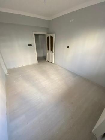 GÜVENAY - ÇORUM OSMANCIK CADDESİ ÜZERİ SATILIK 3+1 DAİRE 