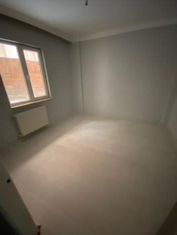 GÜVENAY - ÇORUM OSMANCIK CADDESİ ÜZERİ SATILIK 3+1 DAİRE 