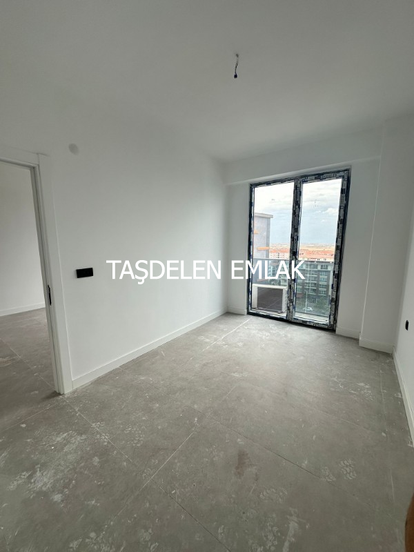 ÇORLUNUN KALBİNDE SATILIK DAİRELER