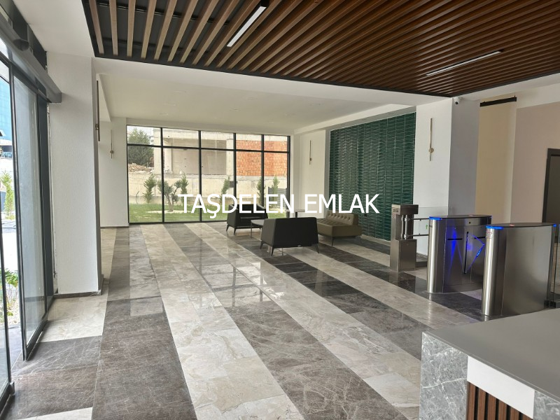 ÇORLUNUN KALBİNDE SATILIK DAİRELER