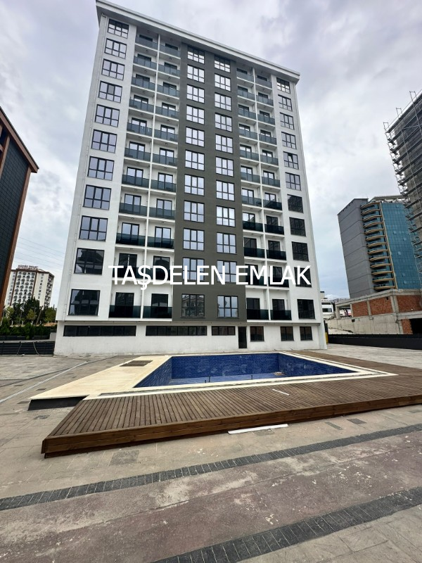 ÇORLUNUN KALBİNDE SATILIK DAİRELER