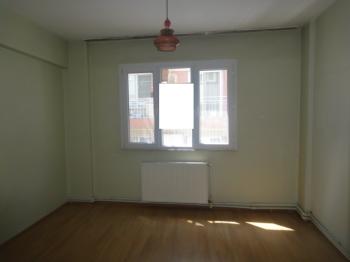 Antre Emlak'tan Satılık Bahçelievler'de 370 Sokakta  3+1 Doğalgazlı Bakımlı Daire