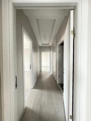 GÜVENAY – ÇORUM ÇEPNİ MAHALLESİ'NDE – AMERİKAN MUTFAKLI 4+1 SATILIK DAİRE