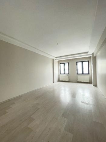 GÜVENAY – ÇORUM ÇEPNİ MAHALLESİ'NDE – AMERİKAN MUTFAKLI 4+1 SATILIK DAİRE