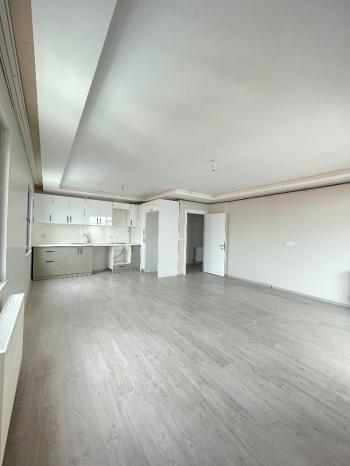 GÜVENAY – ÇORUM ÇEPNİ MAHALLESİ'NDE – AMERİKAN MUTFAKLI 4+1 SATILIK DAİRE