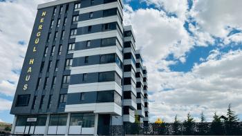 Güvenay - Çorum Bahçelievler mah. İpekli Evler Mevkii Satılık 3+1 Daire 