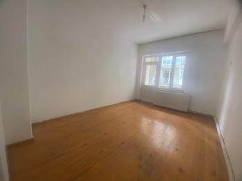 GÜVENAY - ÇORUM ÜÇTUTLAR MAHALLESİ ULU CAMİİ CİVARI KİRALIK DAİRE