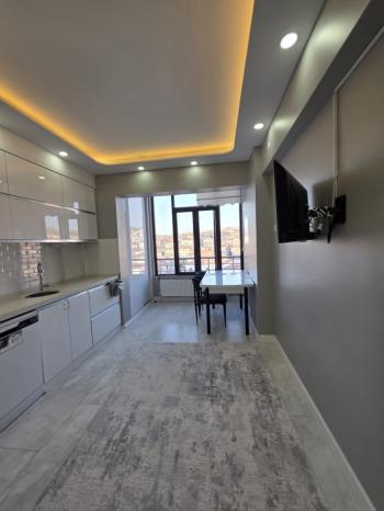 GÜVENAY - ÇORUM BAHABEY CADDESİNDE SATILIK 3+1LÜKS DAİRE