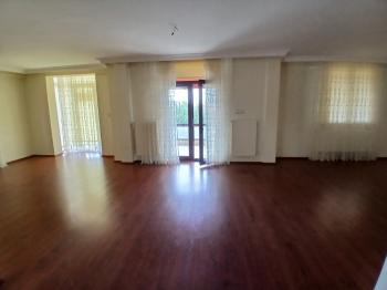 GÜVENAY - ÇORUM BİNEVLER ÇAVDAR SİTESİNDE SATILIK 5+1LÜKS VİLLA