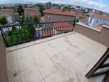 GÜVENAY - ÇORUM BİNEVLER ÇAVDAR SİTESİNDE SATILIK 5+1LÜKS VİLLA