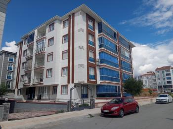 GÜVENAY - ÇORUM ULUKAVAK MAH. ÇİFTLİK CADDESİ CİVARI 3+1 SATILIK DAİRE