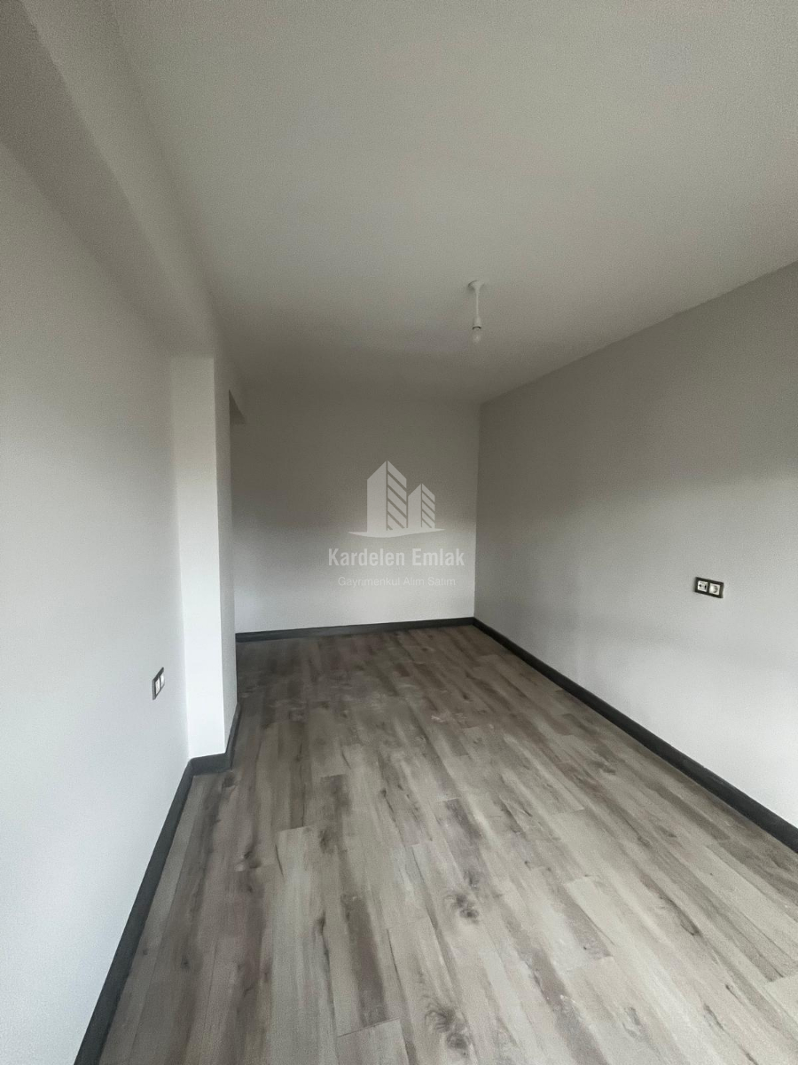 DEMİRCİLER MAH. YENİ TOKİLERDE SATILIK SIFIR 3+1 DAİRE