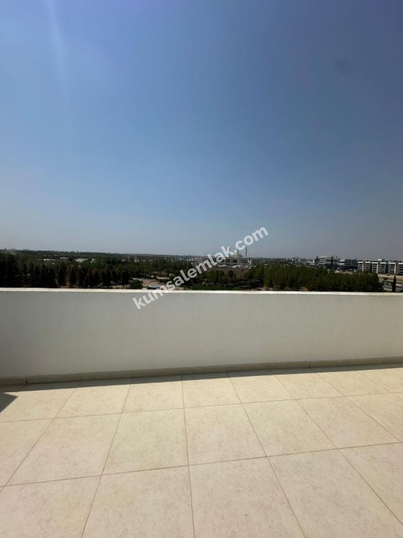 ORTAKÖY'DE 2+1 PENTHOUSE ( EŞYALI )