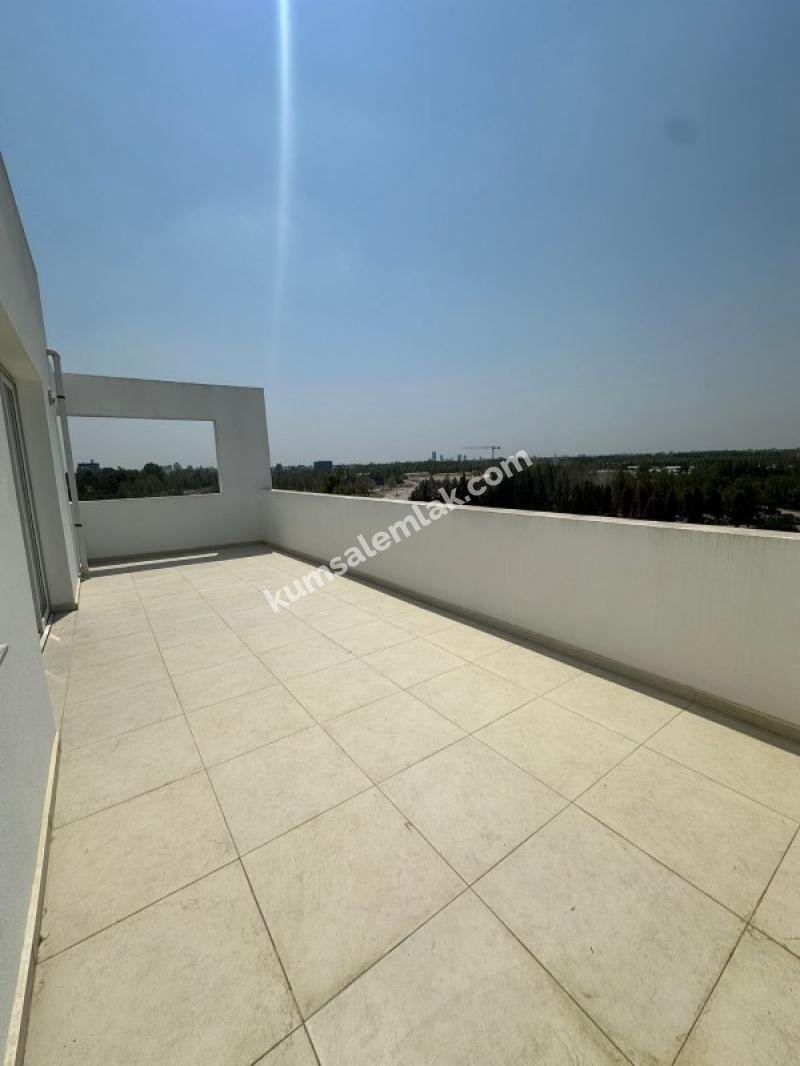 ORTAKÖY'DE 2+1 PENTHOUSE ( EŞYALI )