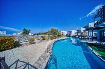 Girne Alsancak Satılık Site İçinde 1+1 Daire